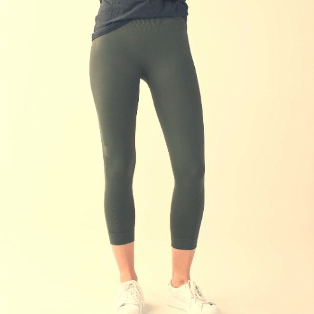 Lululemon Zone In Crop